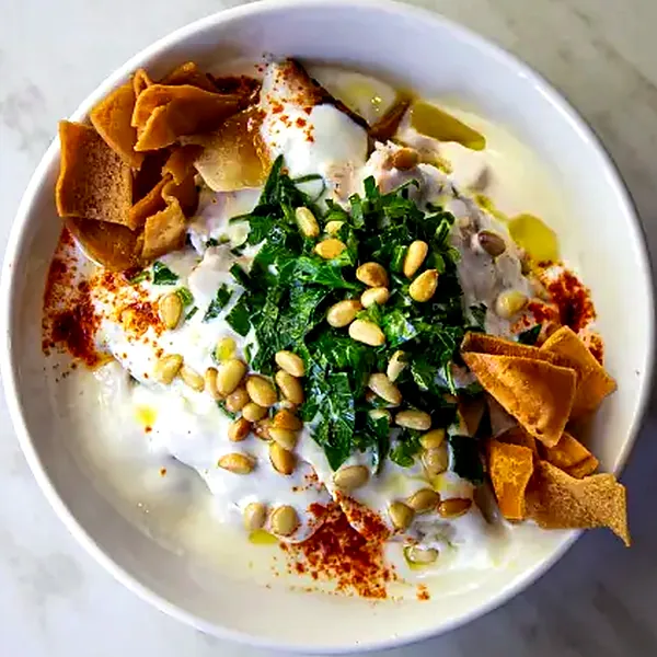 Chicken fatteh
