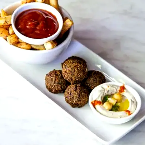 Hommus & falafel